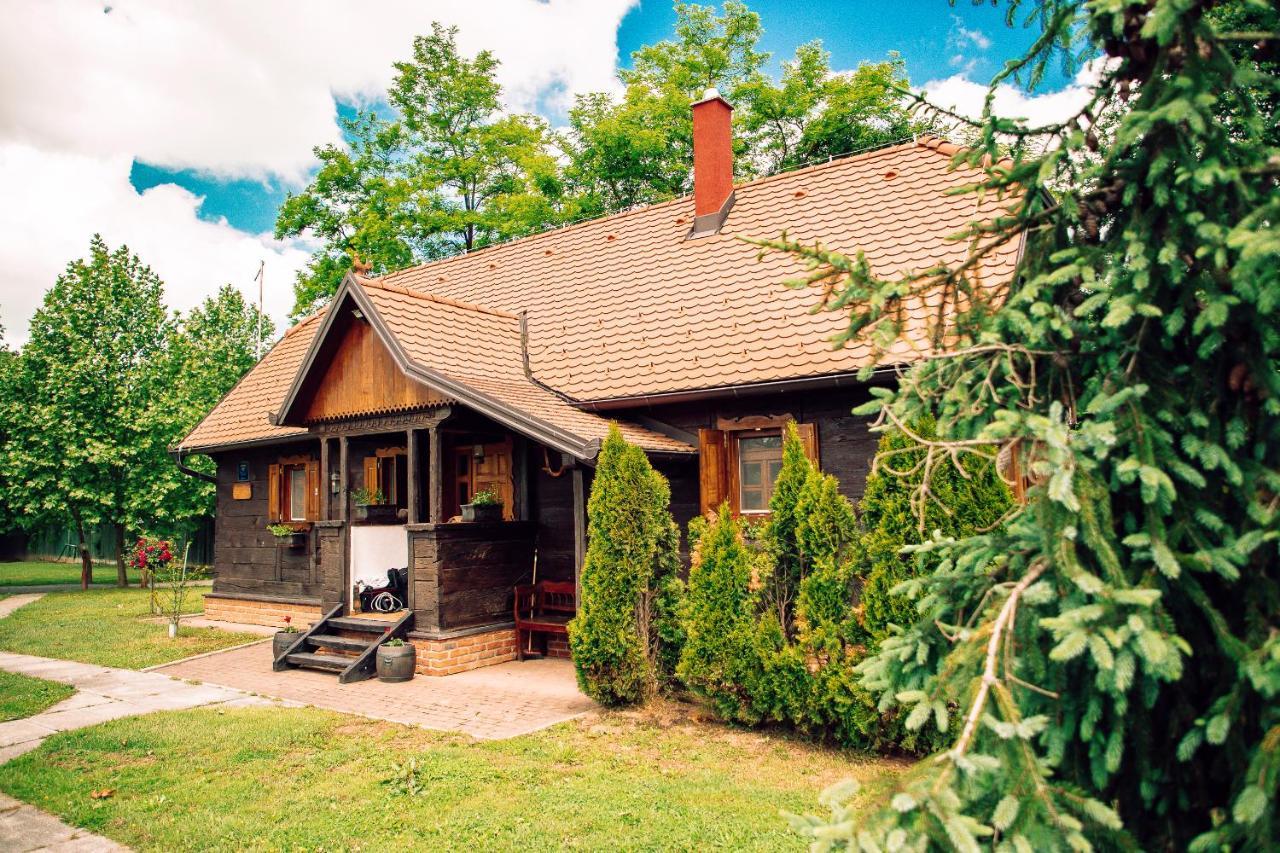 Moslavacka Prica Holiday Homes *