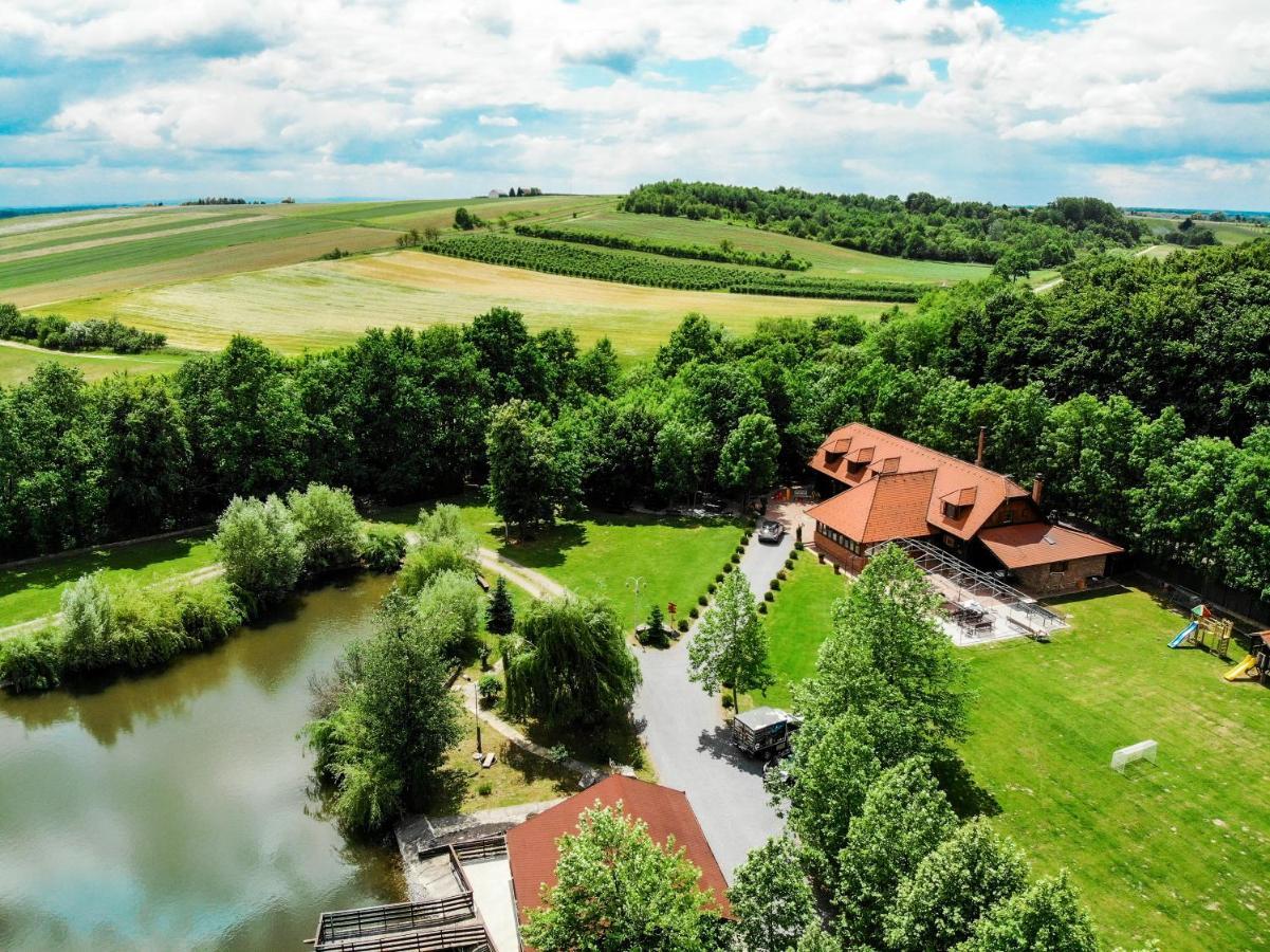 Moslavacka Prica Homes *