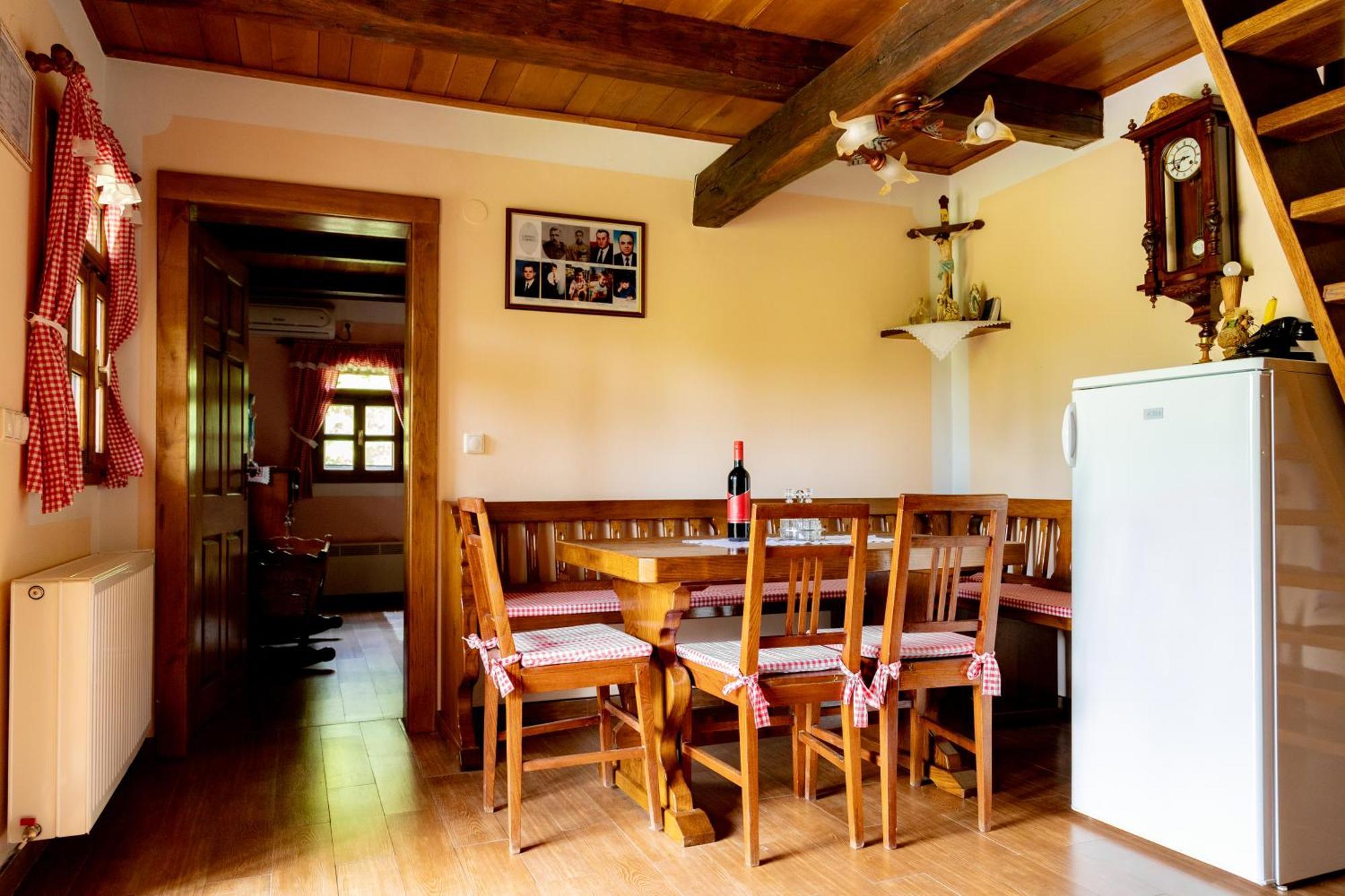 Moslavacka Prica Holiday Homes Počitniška hiša *